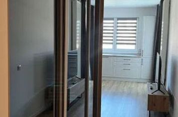 Central - 2 camere - modern - loc de parcare anunturi imobiliare Mures