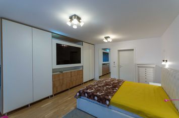 Calarasilor | 3 camere | Mai bine nu se poate, mai frumos nu exista anunturi imobiliare Bucuresti