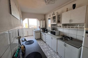 Apartament 3 camere de vanzare ASTRA - Brasov anunturi imobiliare Brasov