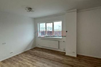 Investiția Ideală! Garsonieră – Alexandru Obregia, Sector 4 anunturi imobiliare Bucuresti