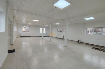 Spațiu comercial de inchiriat CENTRAL - Harghita anunturi imobiliare Harghita