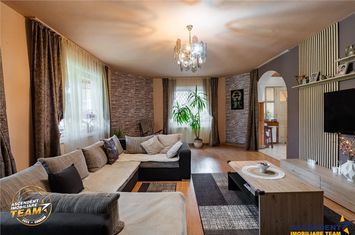 Vilă - 6 camere de vanzare CENTRAL - Covasna anunturi imobiliare Covasna