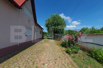 Casă - 5 camere de vanzare VALEA VOIEVOZILOR - Dambovita anunturi imobiliare Dambovita