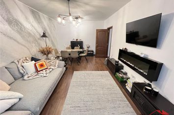 Apartament 2 camere de vanzare ULTRACENTRAL - Vrancea anunturi imobiliare Vrancea