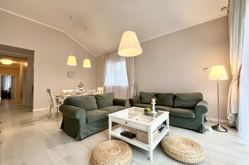 Casă - 4 camere de vanzare CIHEI - Bihor anunturi imobiliare Bihor