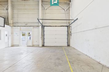 Hală cu suprafața de 167 mp în Arad anunturi imobiliare Arad