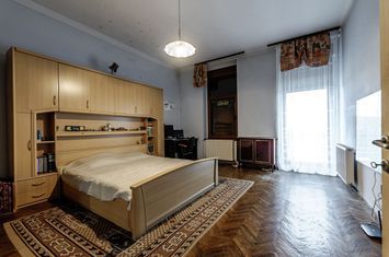 Apartament în Piața Catedralei, cu priveliște frumoasă anunturi imobiliare Arad