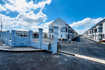 Casă P+1+M 140mp Utili |Curte | Parcare |Gated Community |Smart Acces anunturi imobiliare Bucuresti