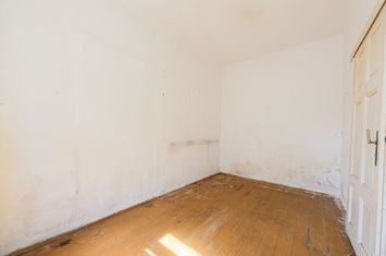 Apartament cu 3 camere,  zonă centrală - 0% comision anunturi imobiliare Arad