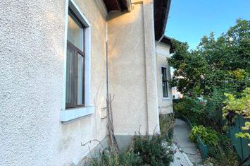 Vilă - 7 camere de vanzare DEMOCRATIEI - Prahova anunturi imobiliare Prahova