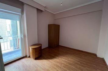 Garsonieră 30 mp, etaj 2 — Serres (Taxiarches) anunturi imobiliare Grecia
