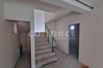 Vilă - 5 camere de vanzare CLUJ-NAPOCA - Cluj anunturi imobiliare Cluj