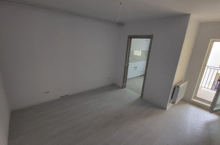 Garsonieră de vanzare TITAN - Bucuresti anunturi imobiliare Bucuresti