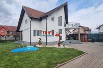 Casă - 4 camere de vanzare CENTRAL - Alba anunturi imobiliare Alba