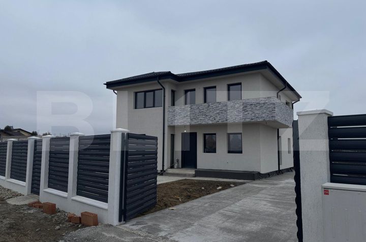 Vilă - 4 camere de vanzare RAZVAD - Dambovita anunturi imobiliare Dambovita