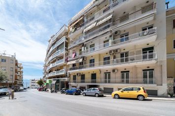 Apartament 2 camere, 66 mp, renovat 2017 anunturi imobiliare Grecia