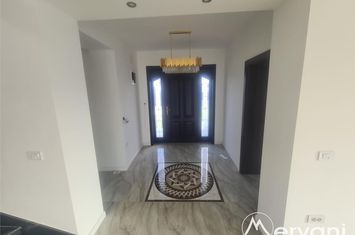 Casă - 5 camere de vanzare BANESTI - Prahova anunturi imobiliare Prahova