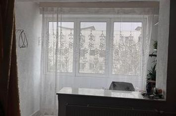Apartament 2 camere de vanzare DEMOCRATIEI - Prahova anunturi imobiliare Prahova