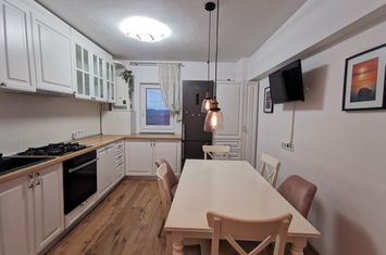 Apartament 3 camere de inchiriat MIHAI VITEAZU - Sibiu anunturi imobiliare Sibiu