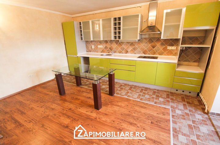 Ultracentral - Apt. cu scara interioara anunturi imobiliare Mures