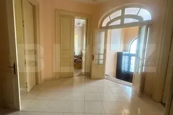Vilă - 9 camere de vanzare P-TA SFANTUL STEFAN - Bucuresti anunturi imobiliare Bucuresti