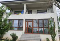 120.000 €, Vilă