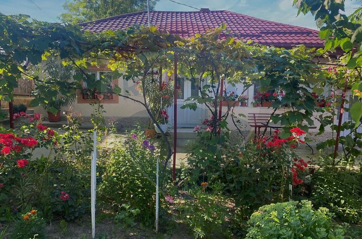 Casă cu teren de vanzare in Rugionasa iasi anunturi imobiliare Iasi