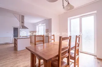 Casă de vânzare – zonă Poltura anunturi imobiliare Arad