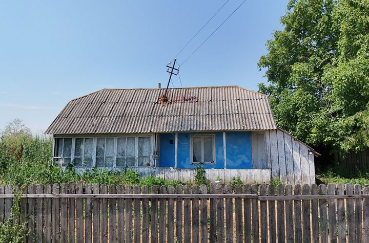 Casă batraneasca cu teren intravilan în apropiere de de Botoșani anunturi imobiliare Botosani