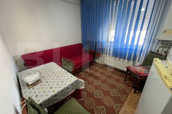 Apartament 4 camere de vanzare MICRO 8 - Dambovita anunturi imobiliare Dambovita