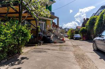 Casă pe 5 nivel–Ideală pentru Locuință, Sediu Firmă sau Investiție! anunturi imobiliare Cluj