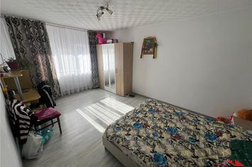 Apartament 2 camere de vanzare ULTRACENTRAL - Vrancea anunturi imobiliare Vrancea