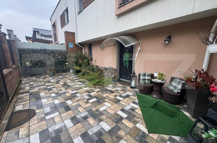 Vilă - 4 camere de vanzare LIVEZENI - Mures anunturi imobiliare Mures