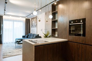 Apartament nou cu 2 camere de inchiriat EAS/Residence Central anunturi imobiliare Bihor