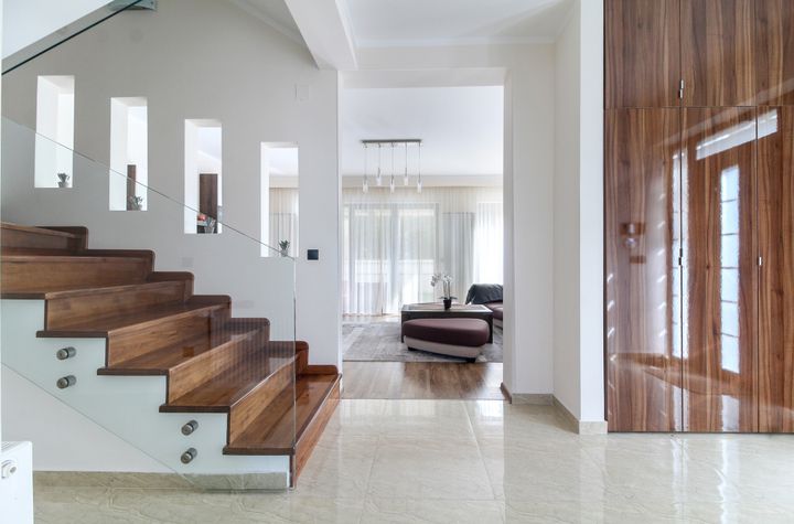Vilă - 5 camere de vanzare CLUJ-NAPOCA - Cluj anunturi imobiliare Cluj