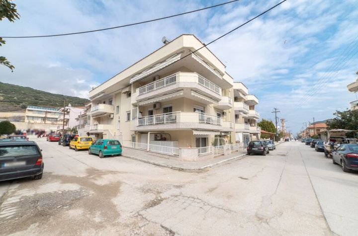 Garsonieră/mansardă 52 mp, Nea Peramos anunturi imobiliare Grecia