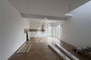 Duplex modern Covaci cu curte de 370 mp anunturi imobiliare Timis