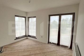 Vilă - 5 camere de vanzare FRATAUTII VECHI - Suceava anunturi imobiliare Suceava