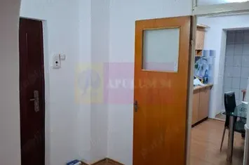 Vanzare apartament cu 3 camere in zona Dristor-Rm. Sarat anunturi imobiliare Bucuresti