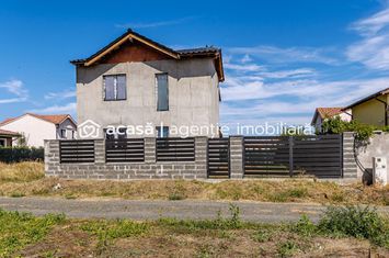 Casă nouă, parțial finalizată – Str. Constituției, Aradul Nou anunturi imobiliare Arad
