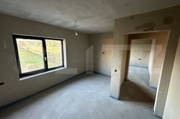 Vilă - 4 camere de vanzare ZALAU - Salaj anunturi imobiliare Salaj