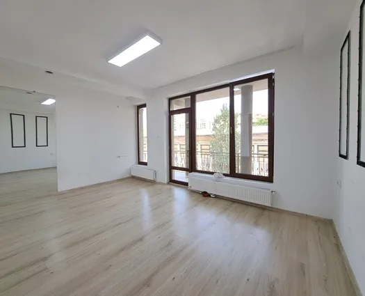 Casă 12 cam Timpuri Noi, 300 mp