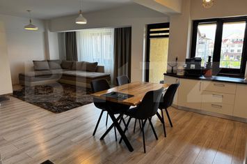 Apartament 3 camere de vanzare TRACTORU - Brasov anunturi imobiliare Brasov