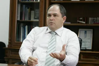 Bancherii: Nu putem negocia rate mai mici cu toţi clienţii