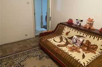 Apartament 3 camere de vanzare SUD - Vrancea anunturi imobiliare Vrancea