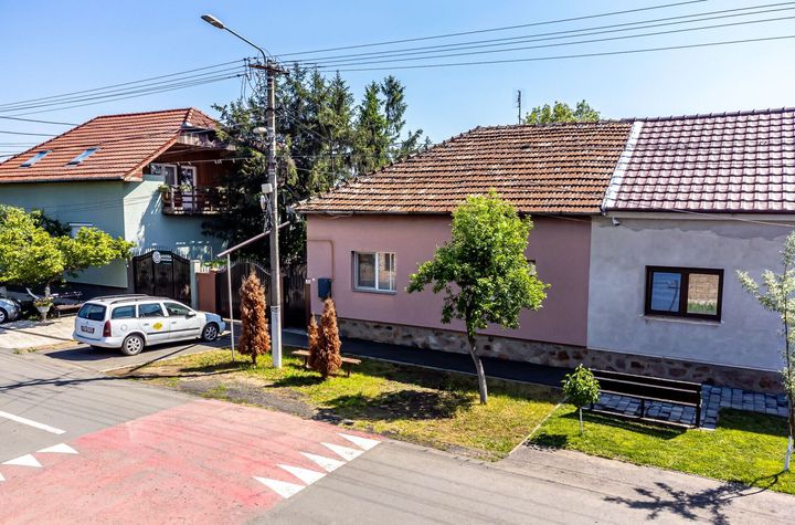 Casă individuală cu grădină și acces auto,  Aradul Nou, Str. Molidului anunturi imobiliare Arad