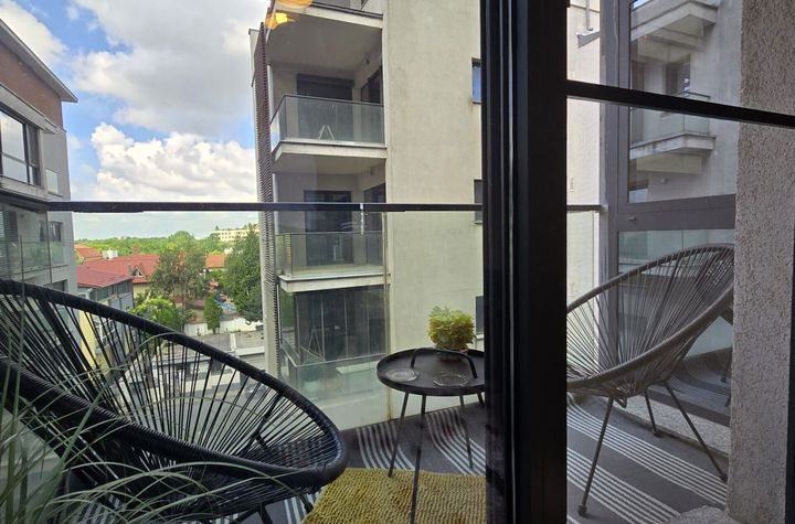 PARCUL HERASTRAU- APARTAMENT GENEROS! anunturi imobiliare Bucuresti