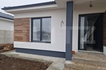 Casă - 4 camere de vanzare SANTANDREI - Bihor anunturi imobiliare Bihor
