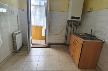 Apartament 3 camere de vanzare RADAUTI - Suceava anunturi imobiliare Suceava