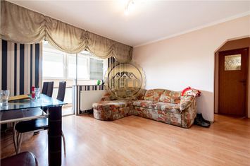 Apartament 3 camere de vanzare ROGERIUS - Bihor anunturi imobiliare Bihor